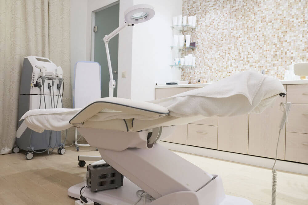 Facial treatment at Dr. Humaira's Mississauga MedSpa